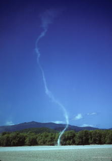 0040_1985_0829_220_dustDevil.jpg
